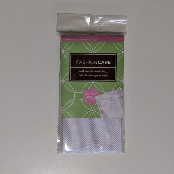 Fashion Care Soft Large Mesh Wash Bag - Picture 1 of 3